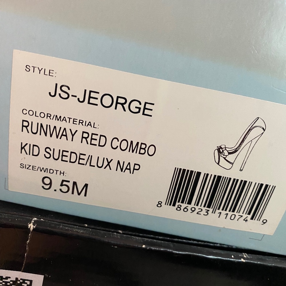 Jessica Simpson heels